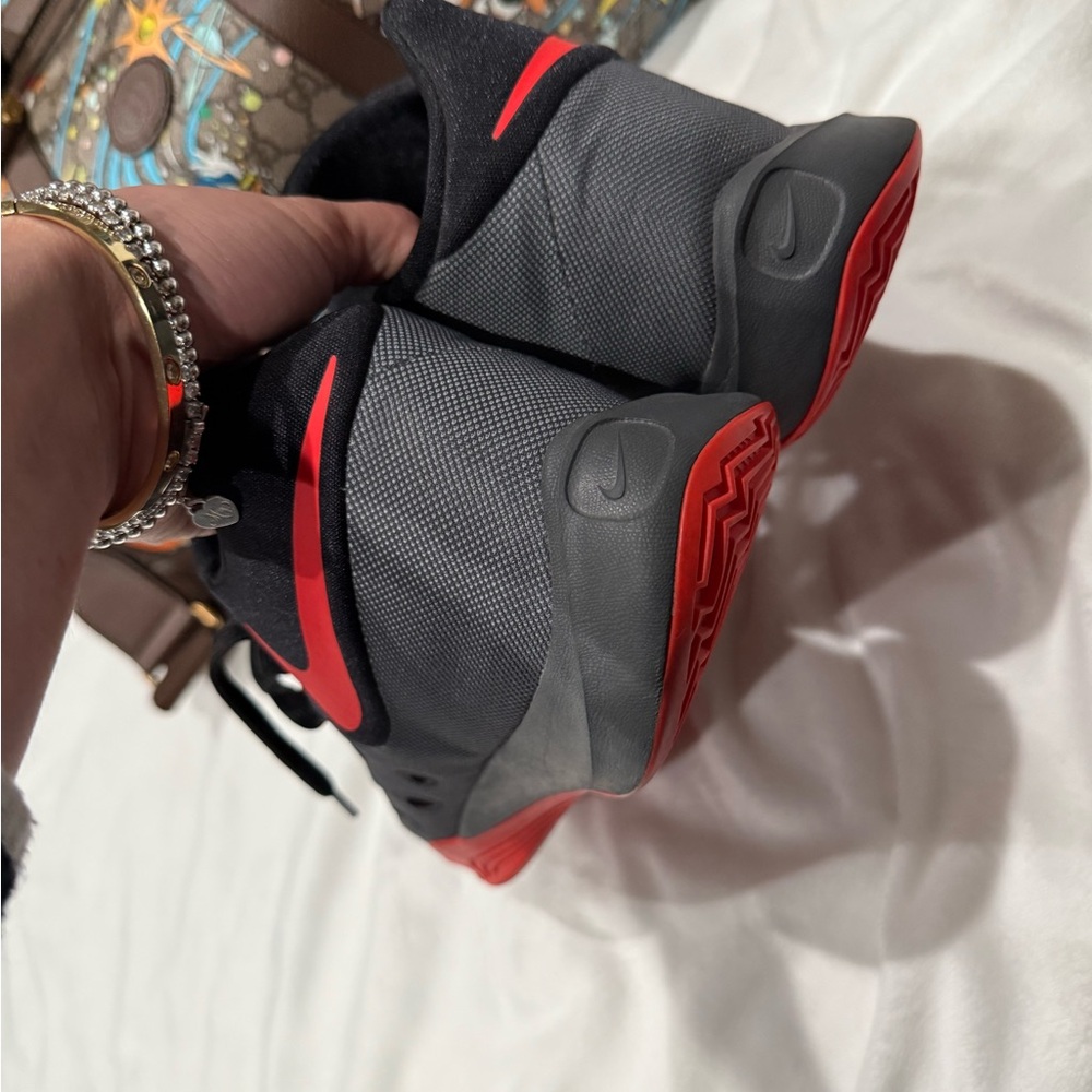 Nike Black and Red Athletic Shoes- MEN - Picture 4 of 7